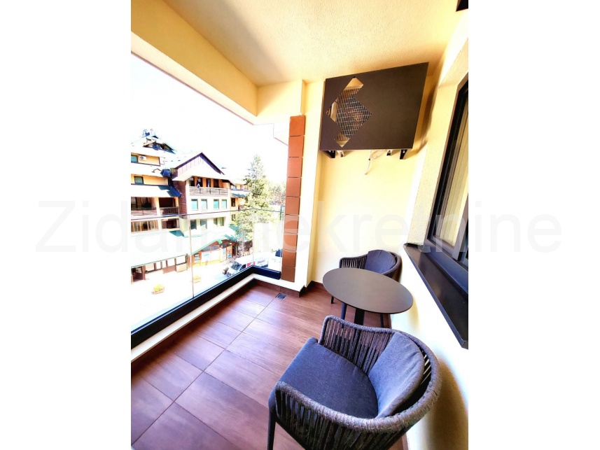 Квартира, 441 м², 171 000$ — FAKTOR